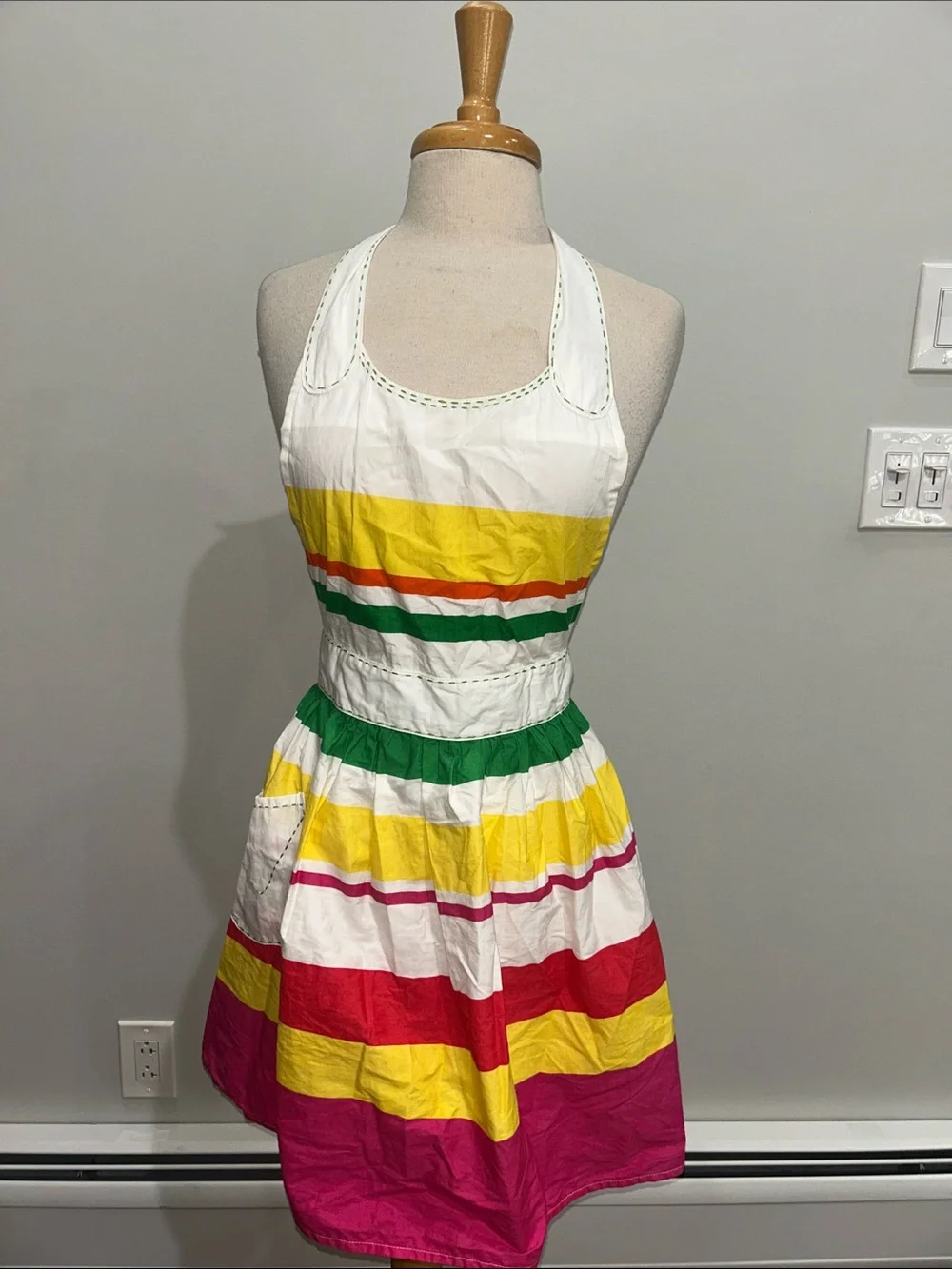 NWOT Anthropologie Chicle Colorful Halter Apron Z213